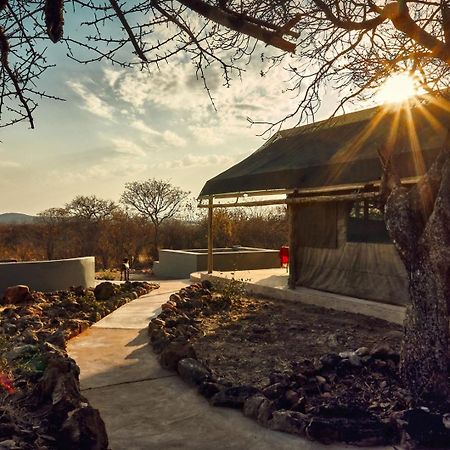 Zuricamp - Tent Zahir 추메브 외부 사진